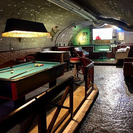 Whole Basement Former Pub 5 For Stag Do Budapest Esterno foto