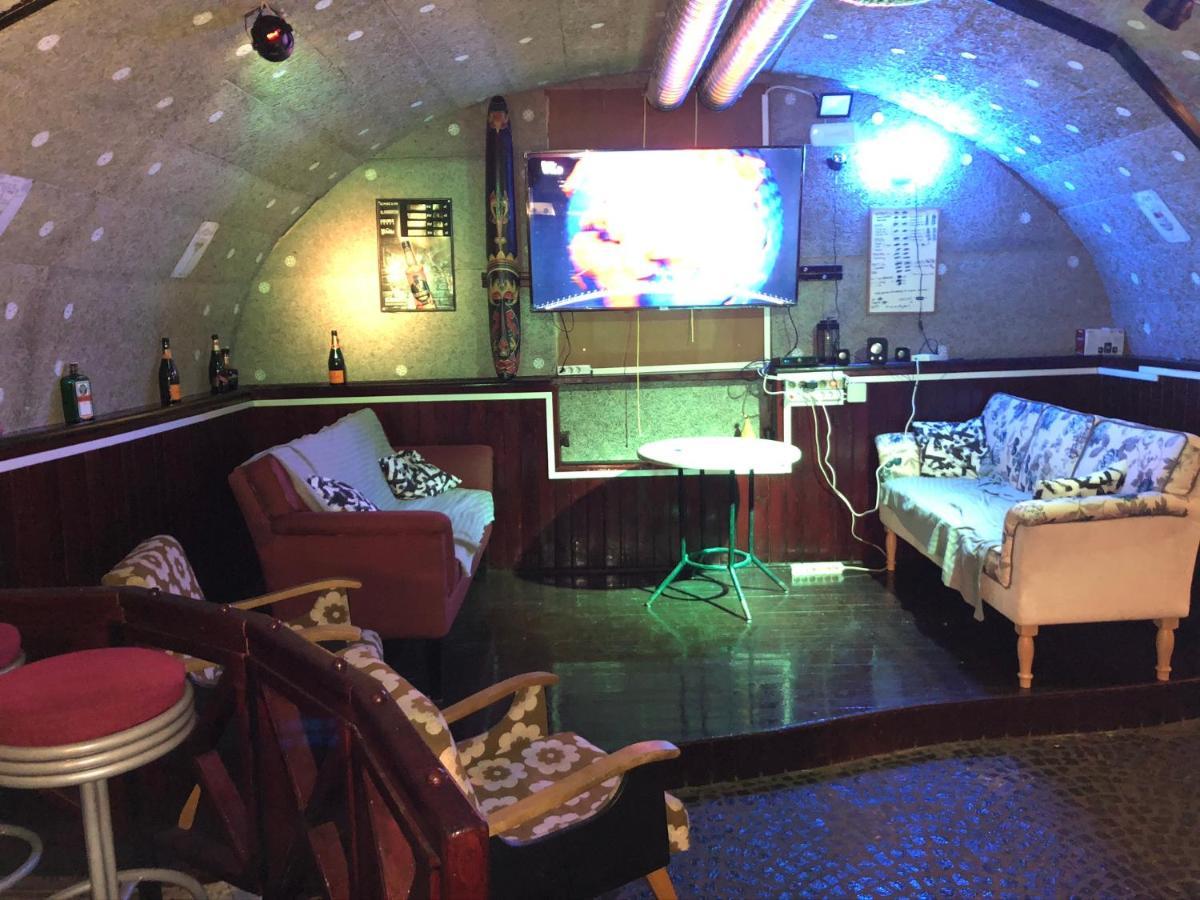 Whole Basement Former Pub 5 For Stag Do Budapest Esterno foto